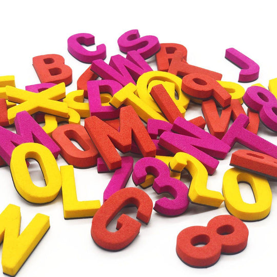 Moderne Magnetbuchstaben -Knutsch Knall - TYPE OH