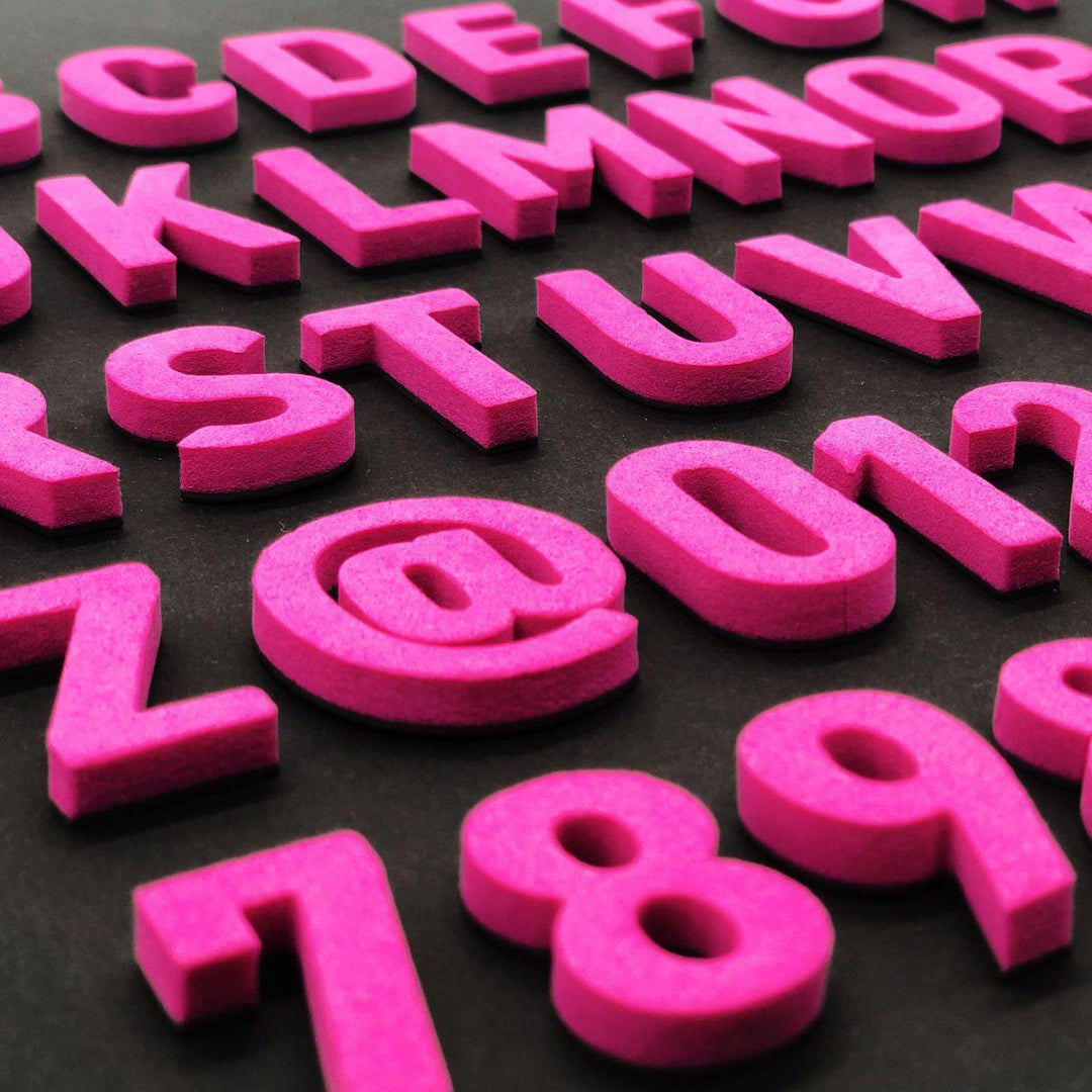 Moderne Magnetbuchstaben -Party Pink - TYPE OH